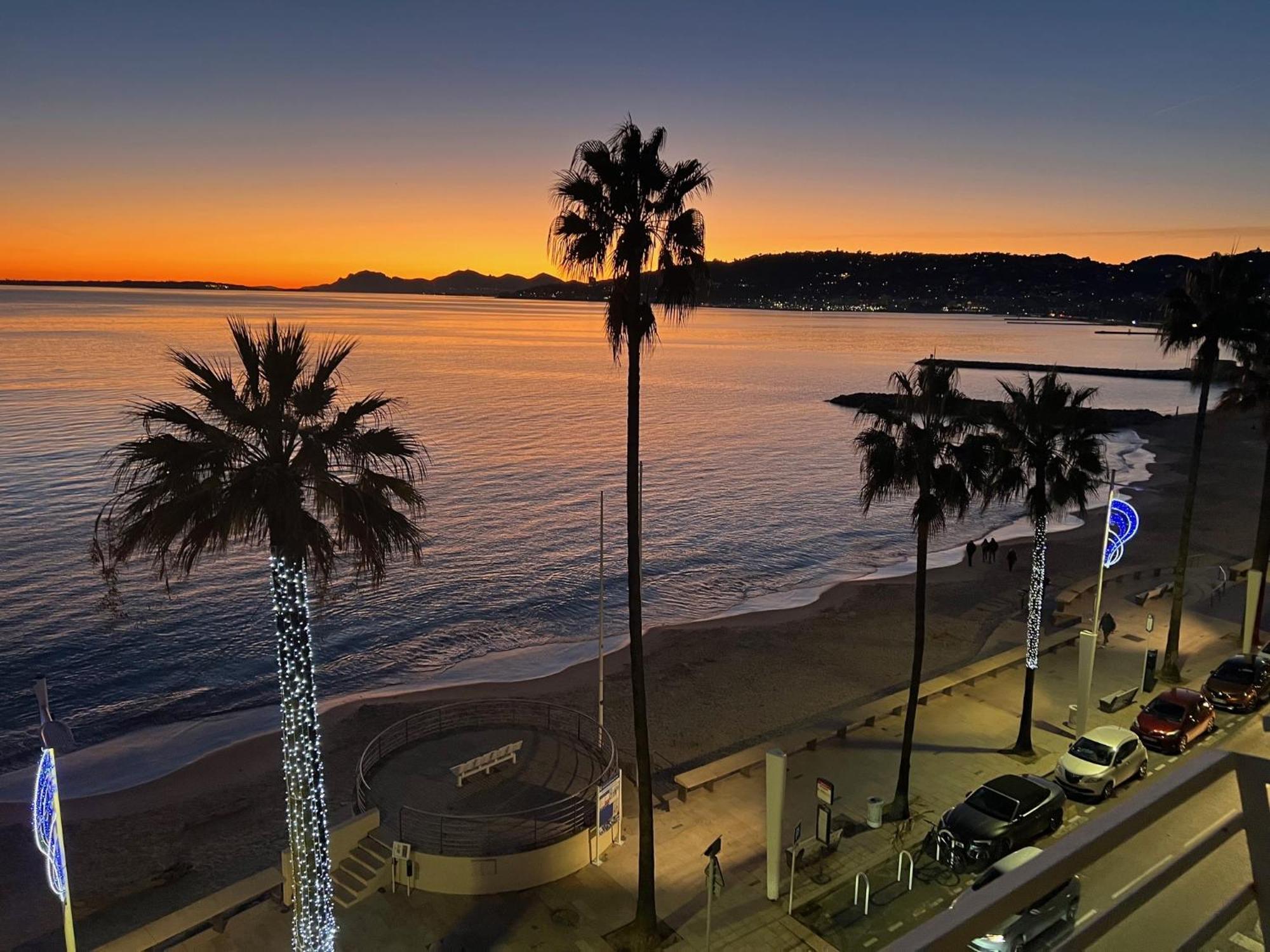 Residence Le Soleil Juan-les-Pins Exterior foto